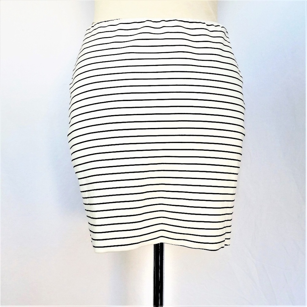 TORN BY RONNY KOBO STRIPED MINI SKIRT Stretch - Picture 7 of 8